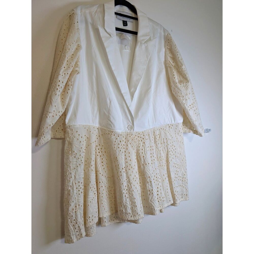 C. Wonder Christian Siriano Eyelet Peplum Blazer XL NWT White Runway Feminine - Picture 3 of 7